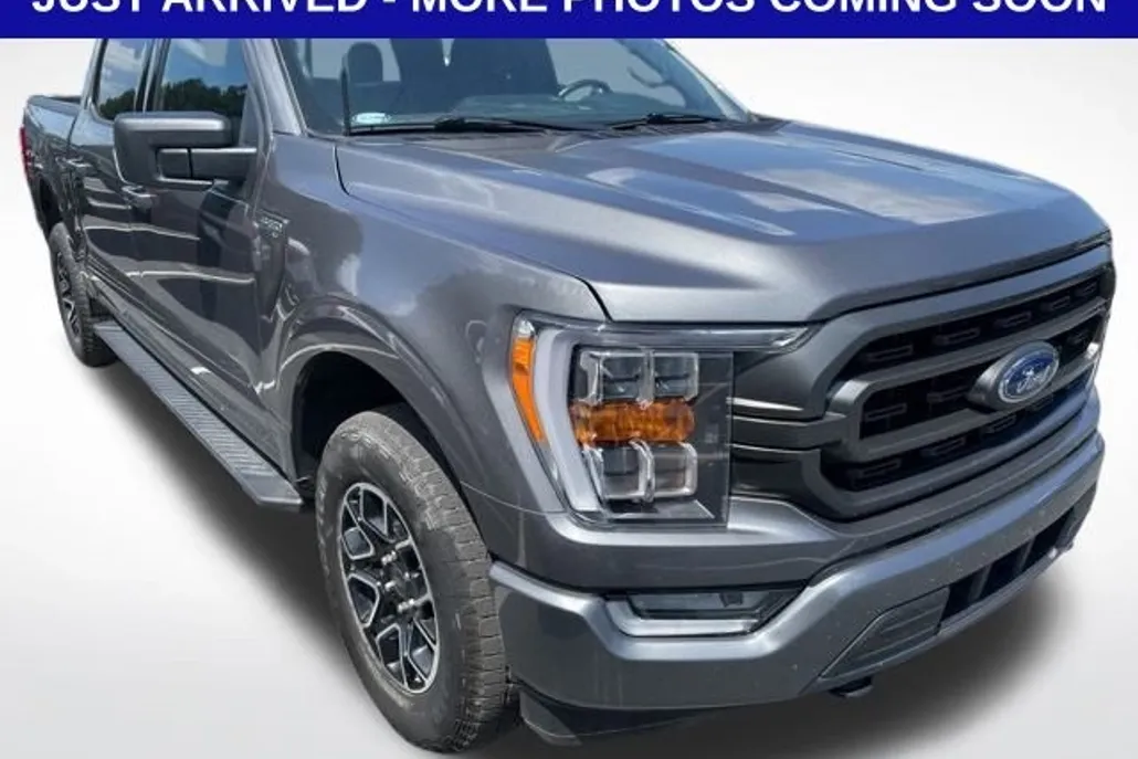 2022 Ford F-150 XLT photo 1