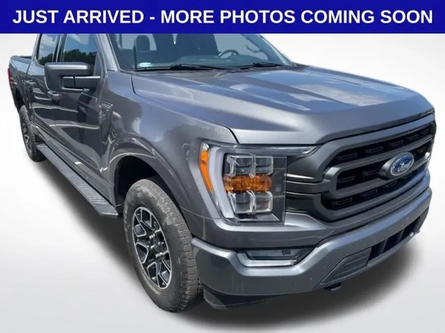 2022 Ford F-150 XLT photo 1