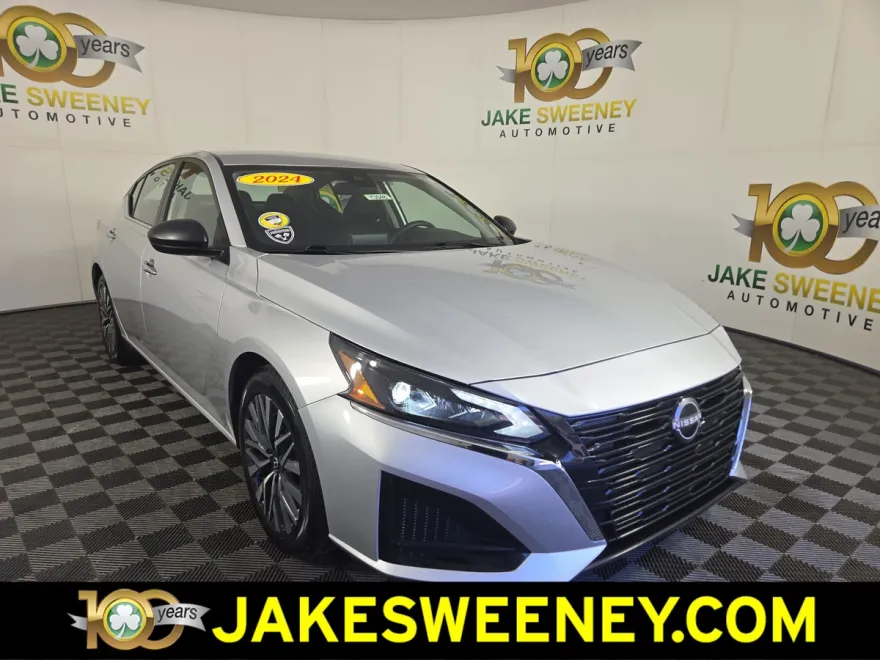 2024 Nissan Altima 2.5 SV photo 1