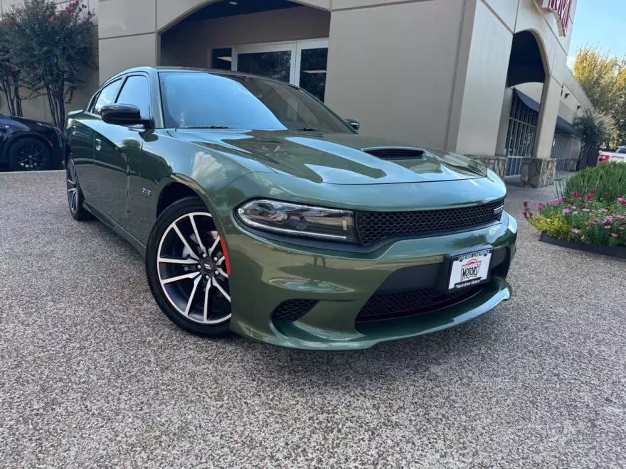 2023 Dodge Charger R/T photo 1