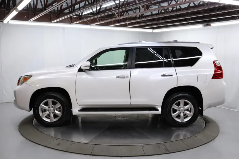 2010 Lexus GX 460 Base photo 1