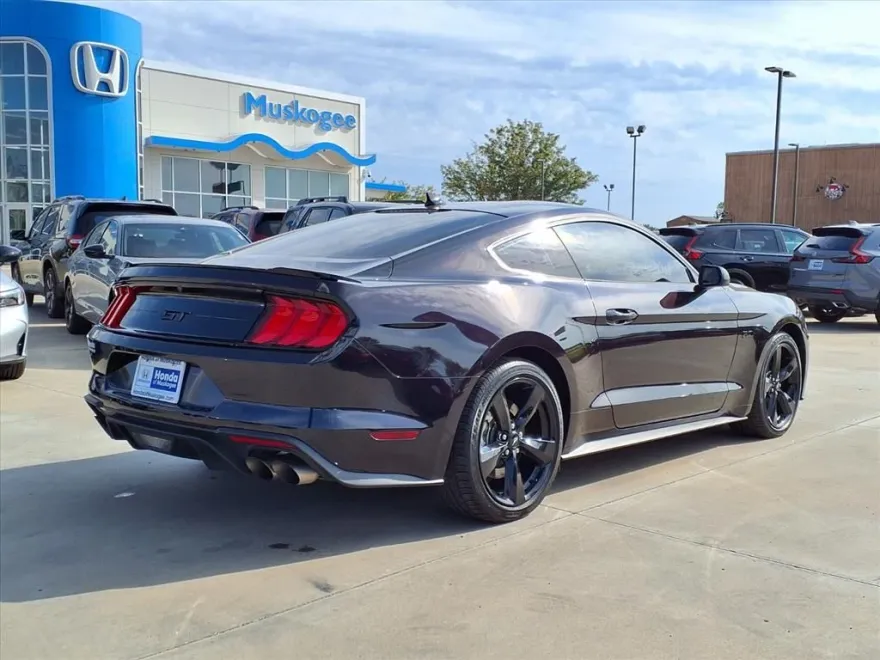 2022 Ford Mustang GT Premium photo 1
