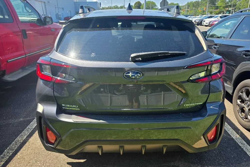 2024 Subaru Crosstrek Premium photo 1