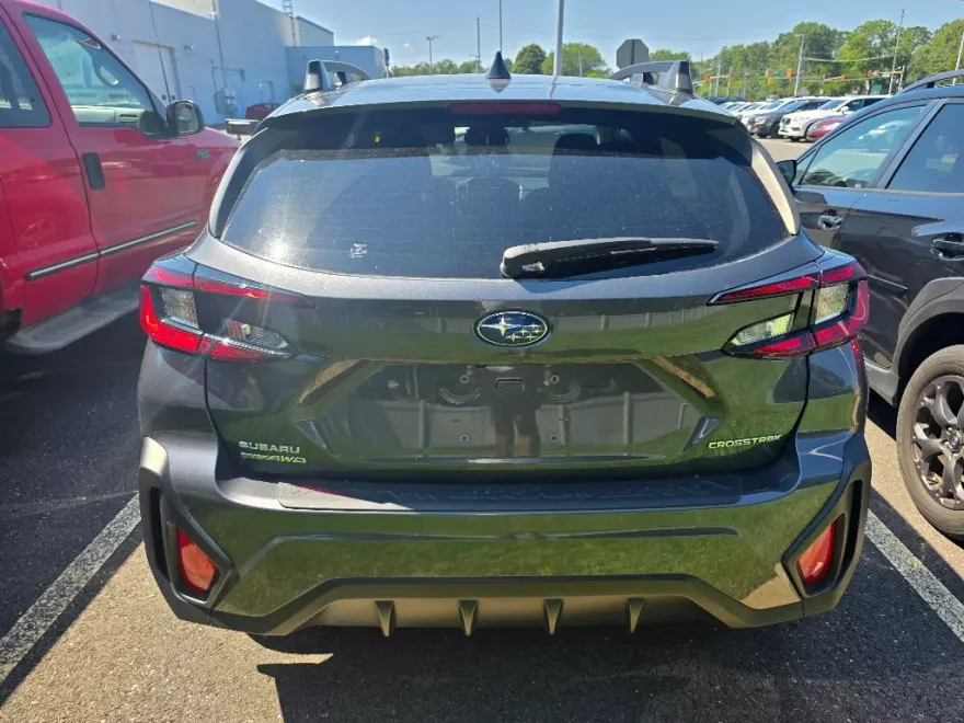 2024 Subaru Crosstrek Premium photo 1