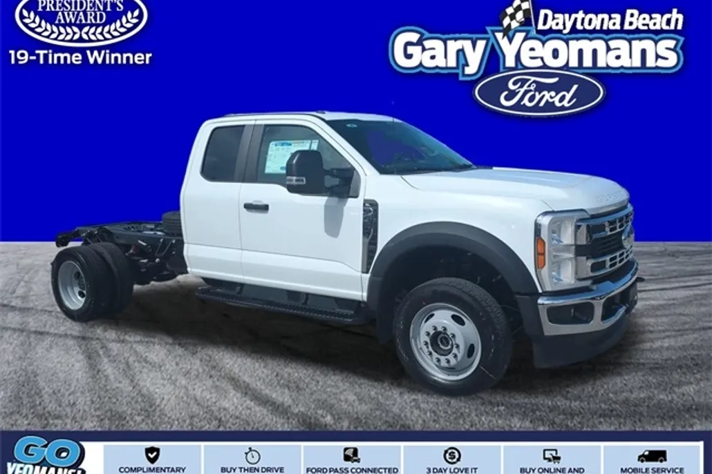 2025 Ford F-450 XL photo 1
