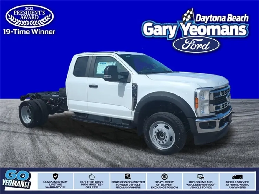 2025 Ford F-450 XL photo 1