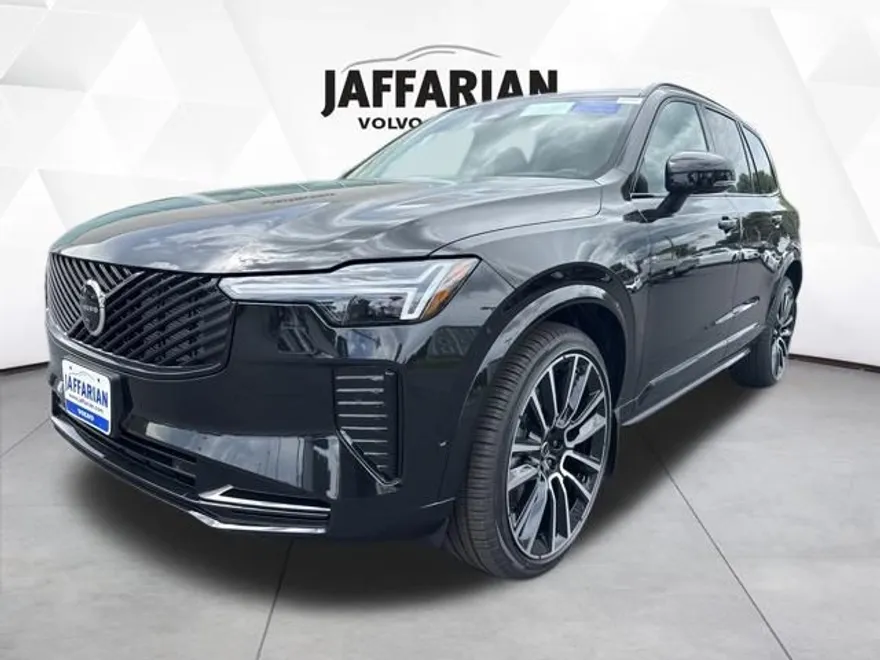 2026 Volvo XC90 photo 1