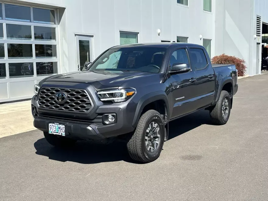 2020 Toyota Tacoma TRD V6 photo 1