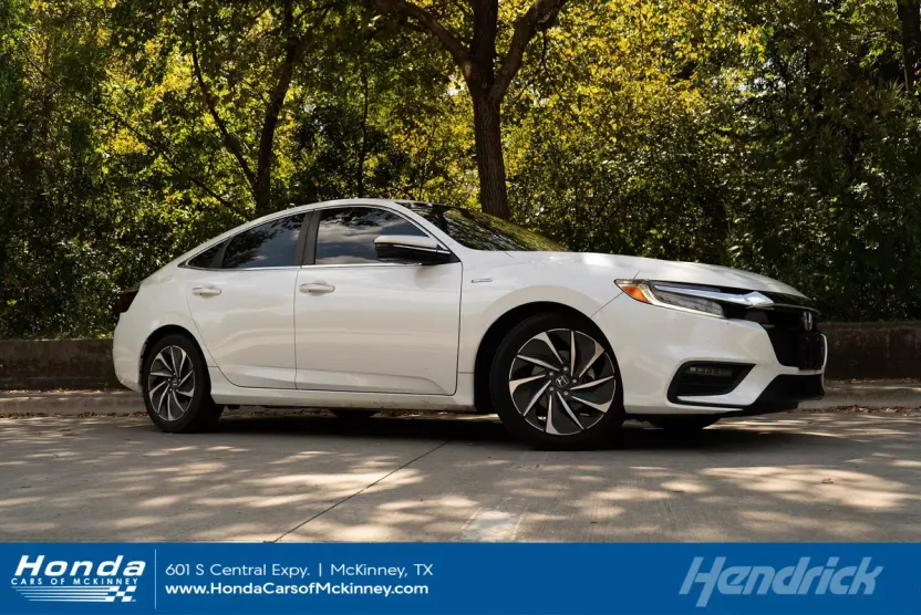 2019 Honda Insight Touring photo 1