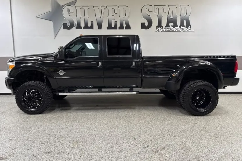 2015 Ford F-350 Platinum photo 1