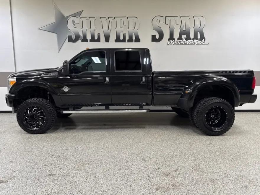 2015 Ford F-350 Platinum photo 1