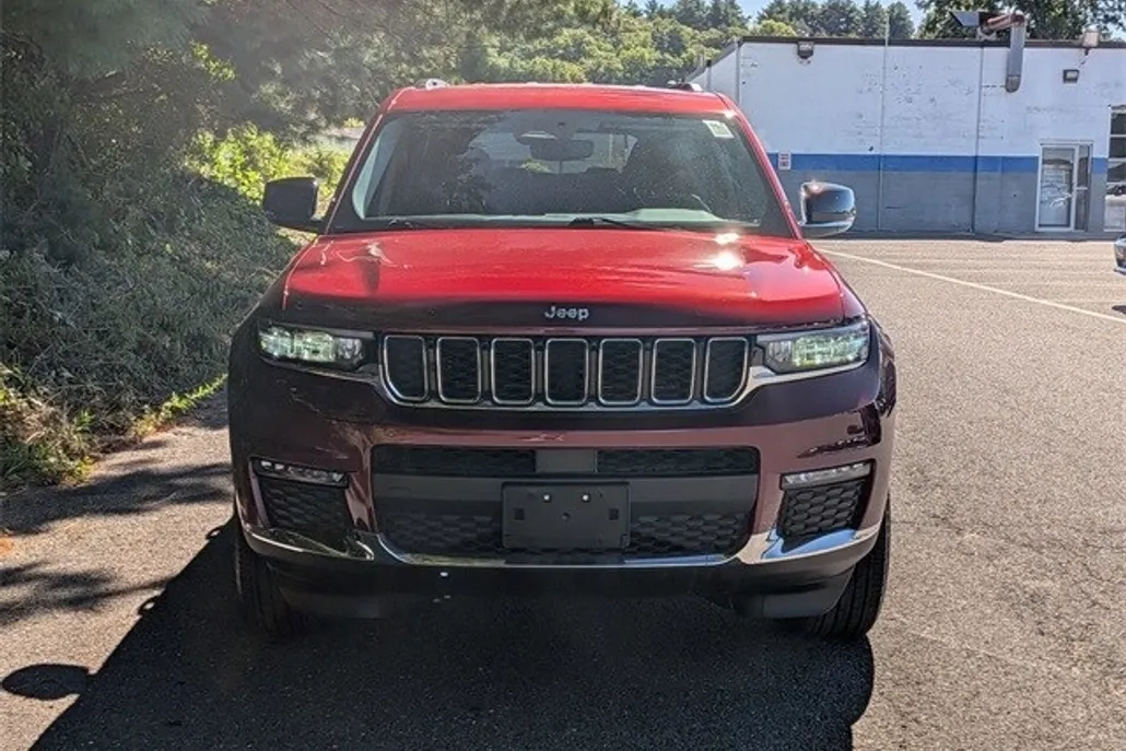 2022 Jeep Grand Cherokee Limited photo 1