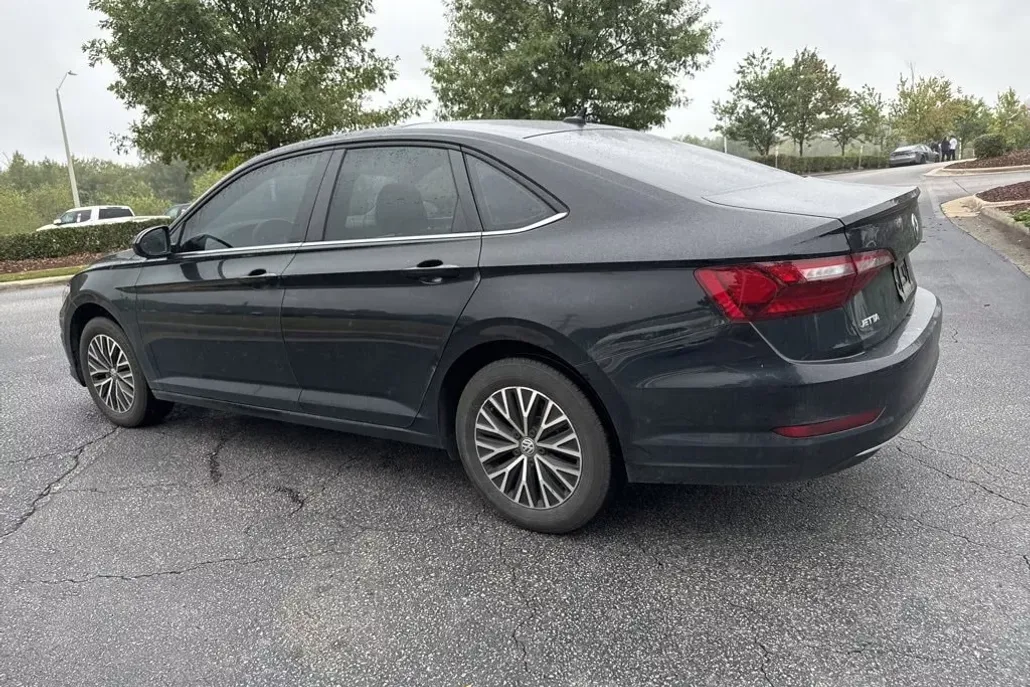 2021 Volkswagen Jetta 1.4T SE photo 1