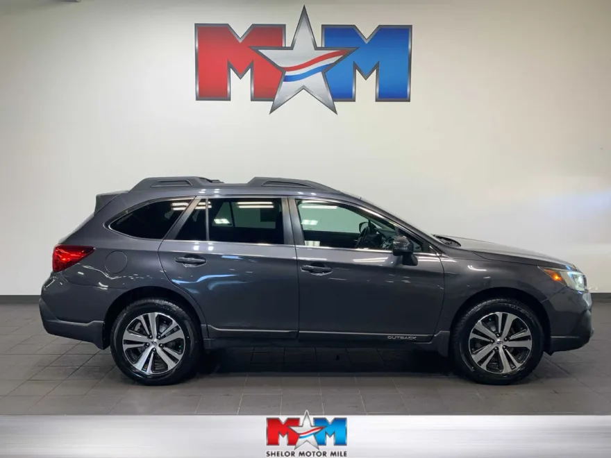 2018 Subaru Outback 2.5i Limited photo 1