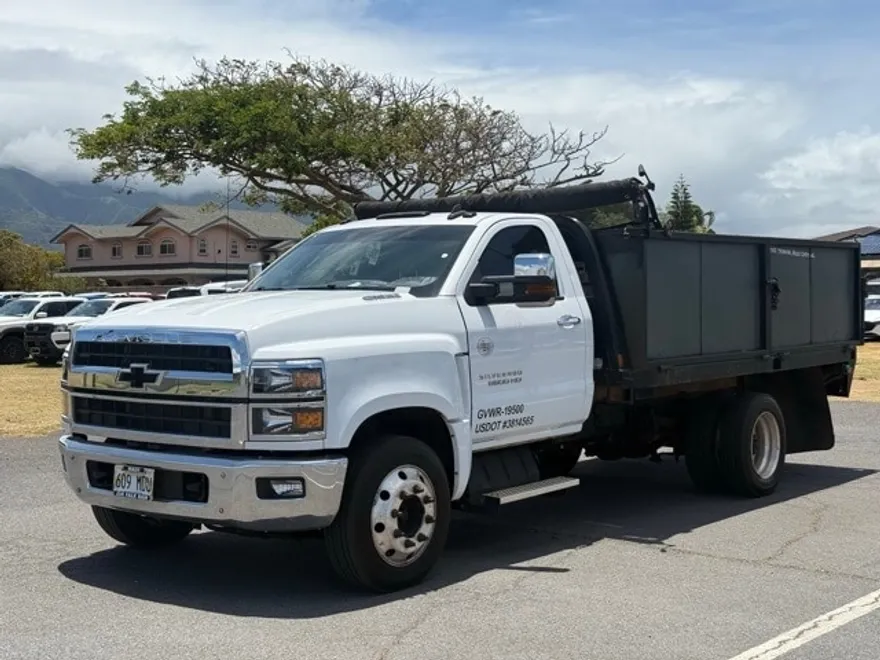 2022 Chevrolet Silverado 5500HD Work Truck photo 1