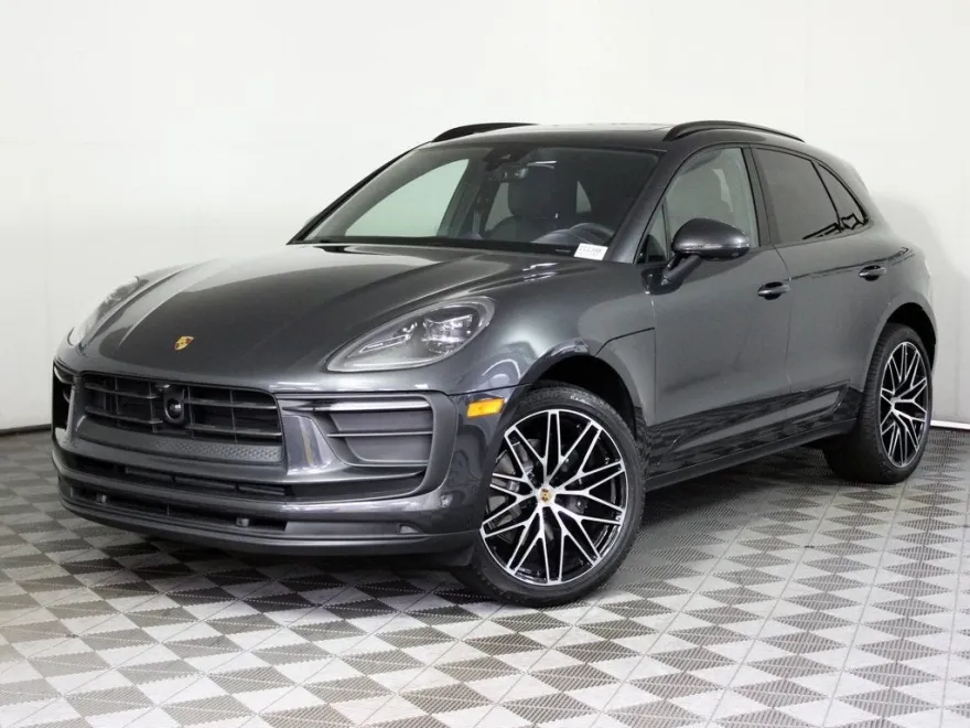 2025 Porsche Macan Base photo 1