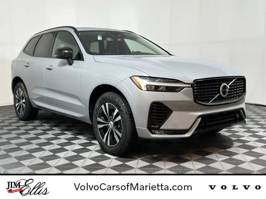 2025 Volvo XC60 B5 Core photo 1