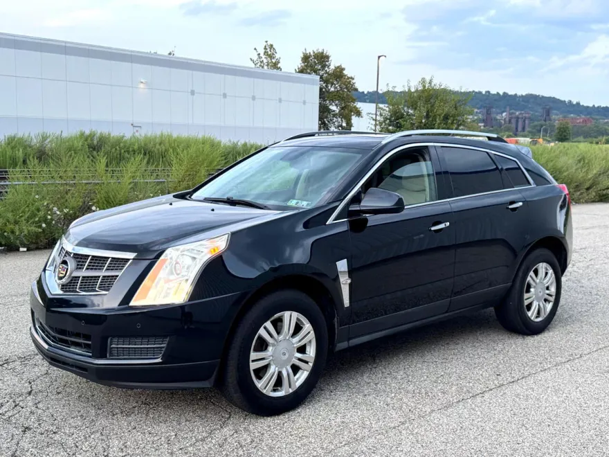 2011 Cadillac SRX Luxury photo 1