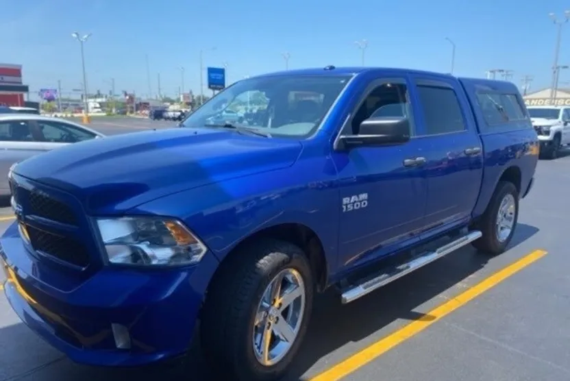 2016 Ram 1500 Tradesman photo 1