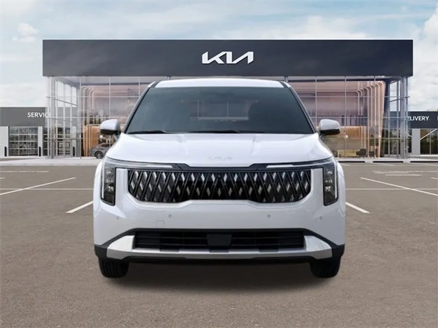 2026 Kia Carnival LX photo 1
