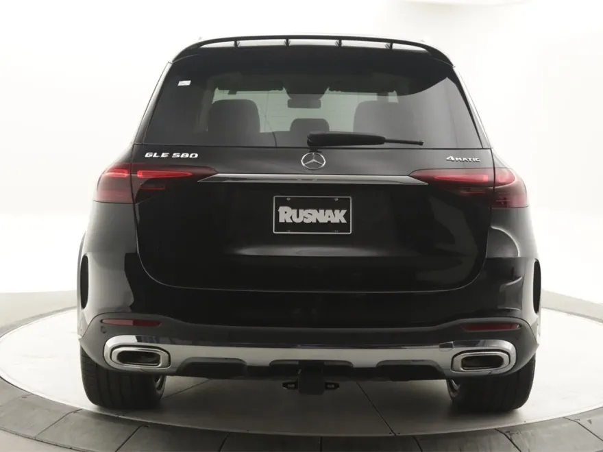 2026 Mercedes Benz GLE 580 4MATIC photo 1