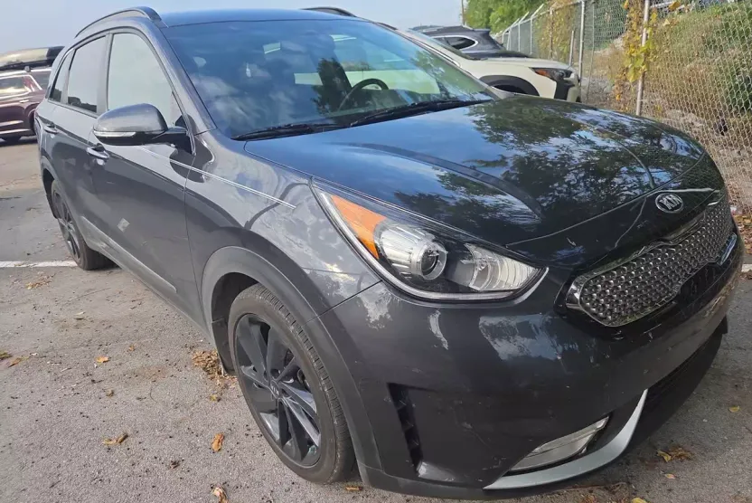 2018 Kia Niro EX photo 1
