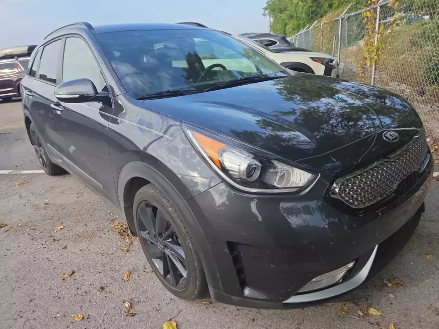 2018 Kia Niro EX photo 1