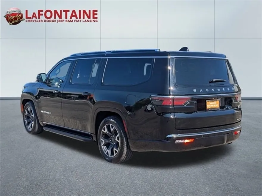 2024 Jeep Wagoneer L Series III photo 1