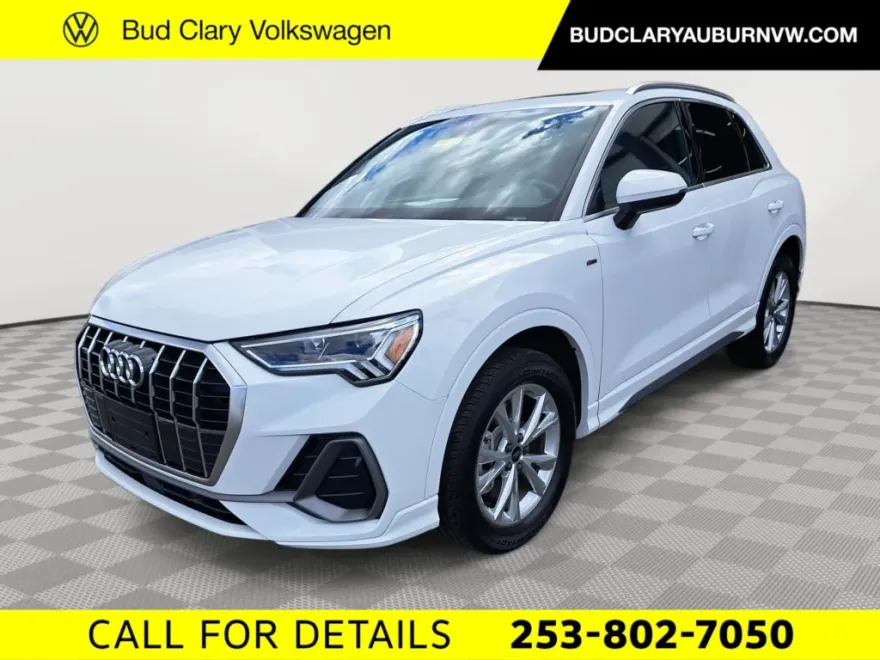 2024 Audi Q3 S line Premium photo 1