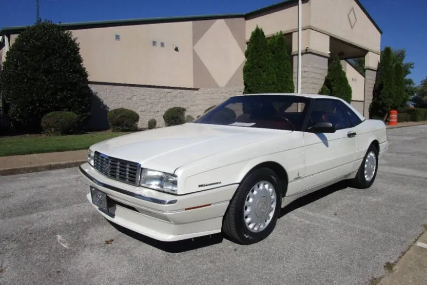 1993 Cadillac Allante photo 1