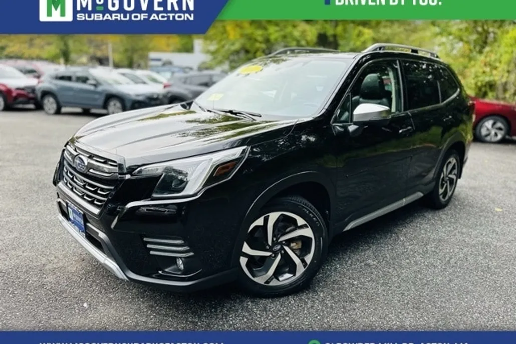 2022 Subaru Forester Touring photo 1