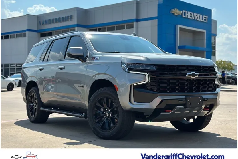 2024 Chevrolet Tahoe Z71 photo 1