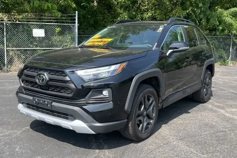 2022 Toyota RAV4 Adventure photo 1