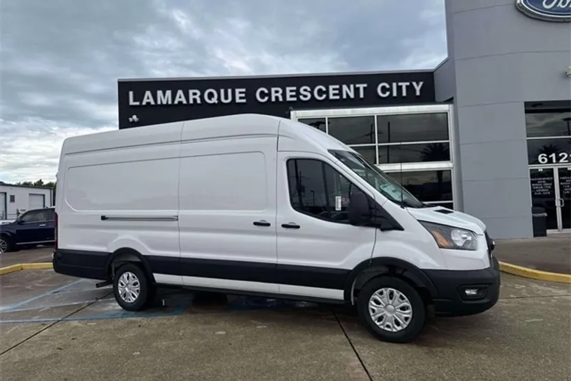 2025 Ford Transit photo 1