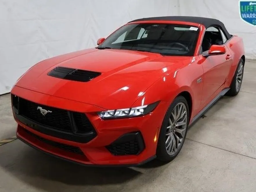 2025 Ford Mustang GT Premium Convertible photo 1
