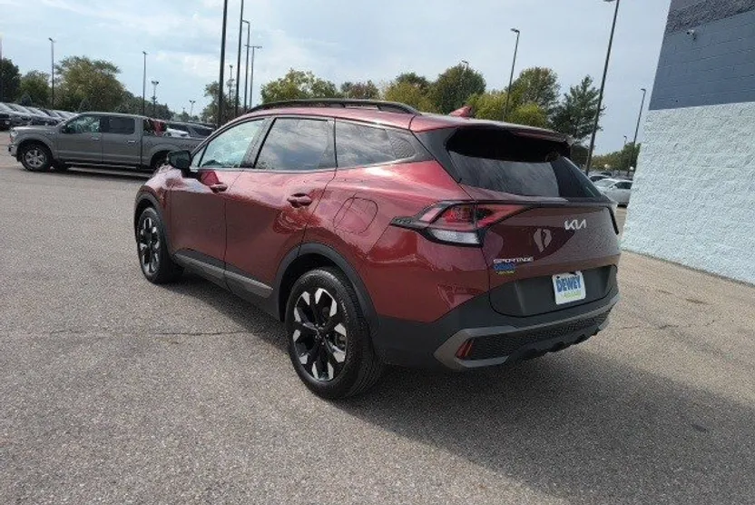 2023 Kia Sportage X-Line photo 1
