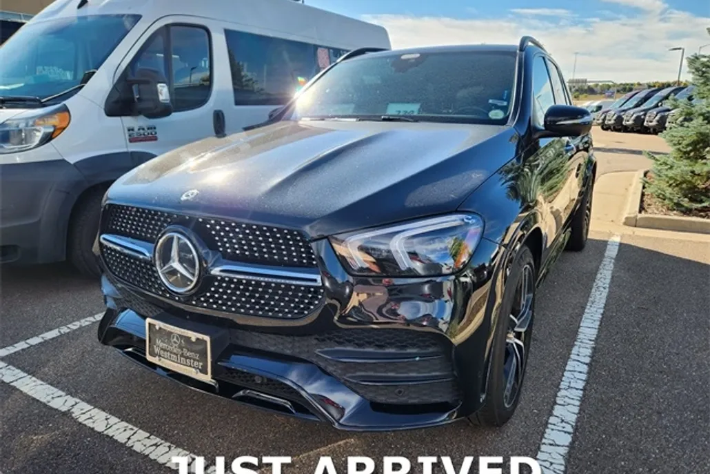 2021 Mercedes Benz GLE 4MATIC photo 1