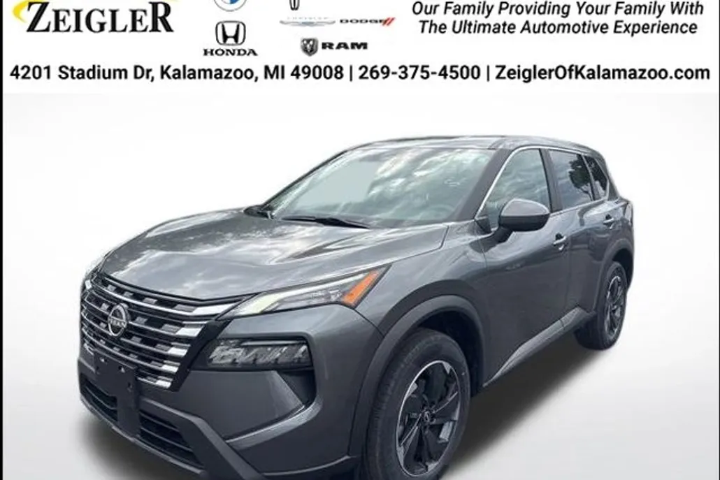 2024 Nissan Rogue SV AWD photo 1