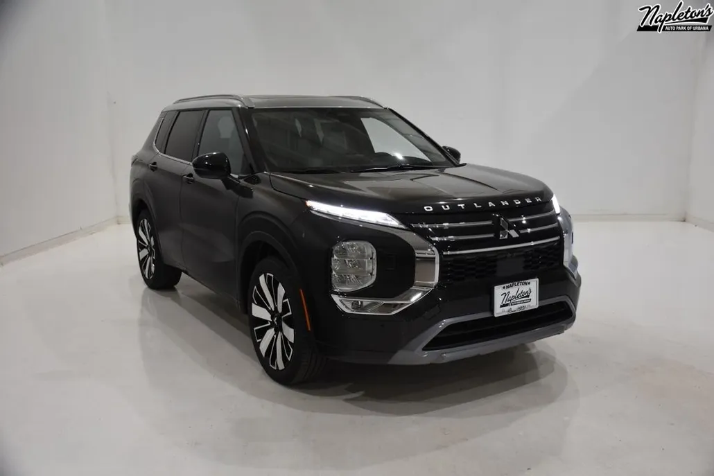 2025 Mitsubishi Outlander Platinum photo 1