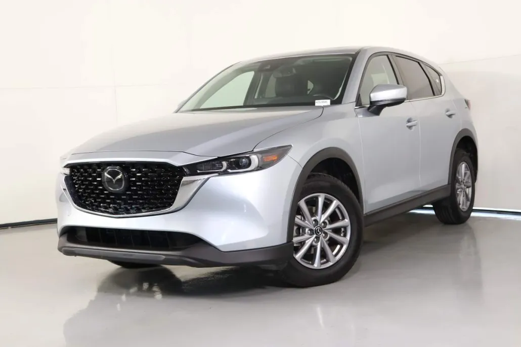 2023 Mazda CX-5 2.5 S Preferred photo 1