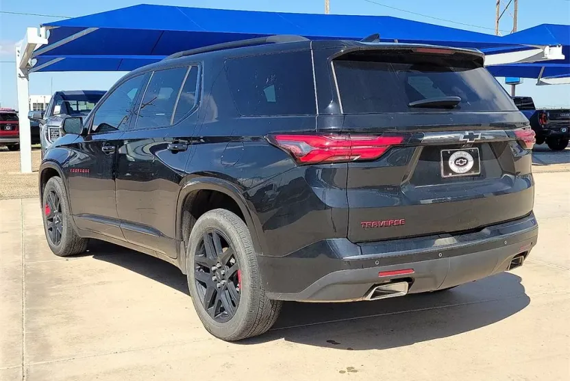 2022 Chevrolet Traverse Premier photo 1