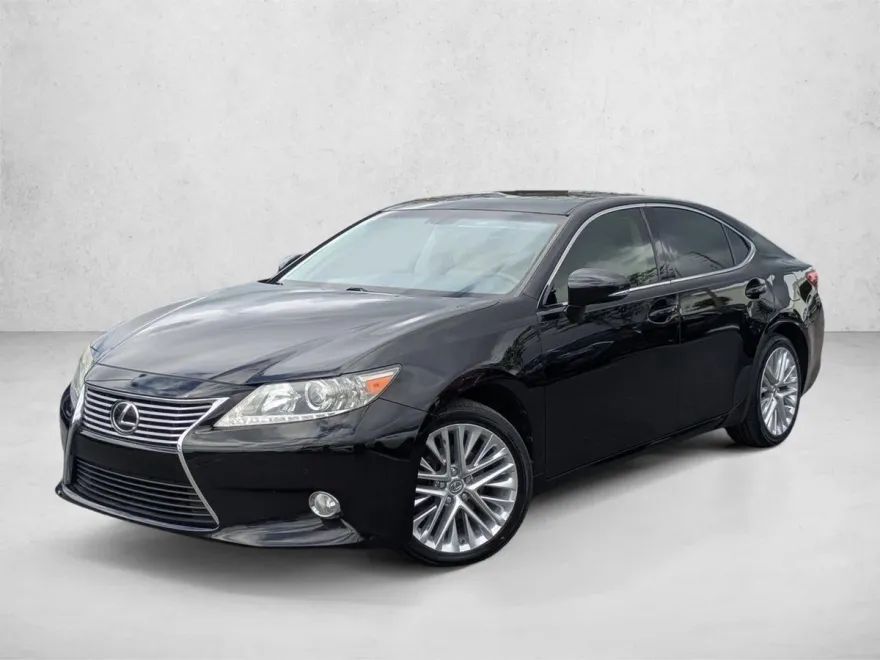 2013 Lexus ES 350 photo 1