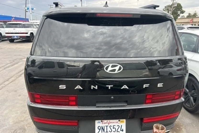 2024 Hyundai Santa Fe SEL photo 1