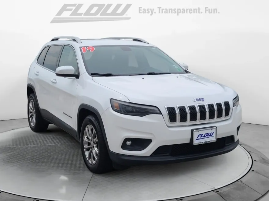 2019 Jeep Cherokee Latitude photo 1