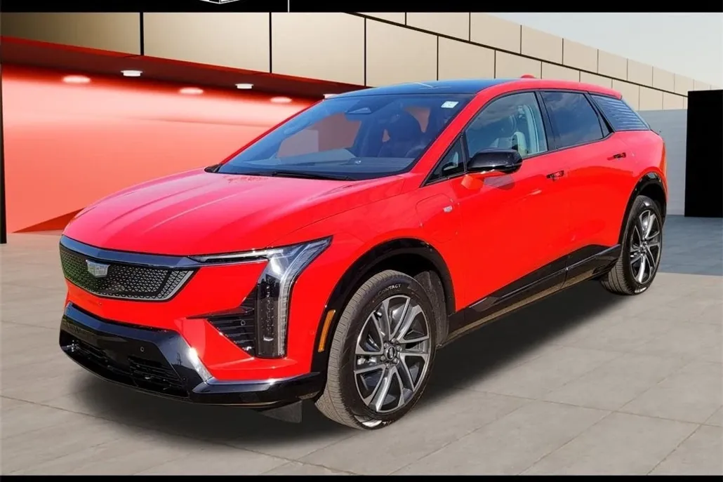 2025 Cadillac Optiq Sport photo 1