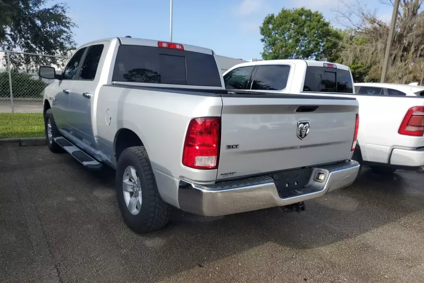2019 Ram 1500 Classic SLT photo 1