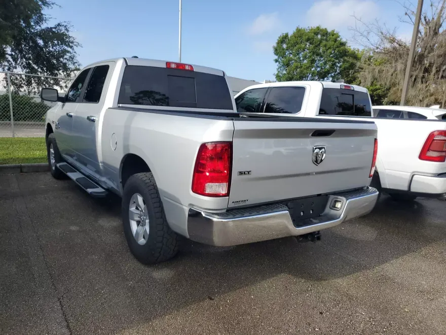 2019 Ram 1500 Classic SLT photo 1