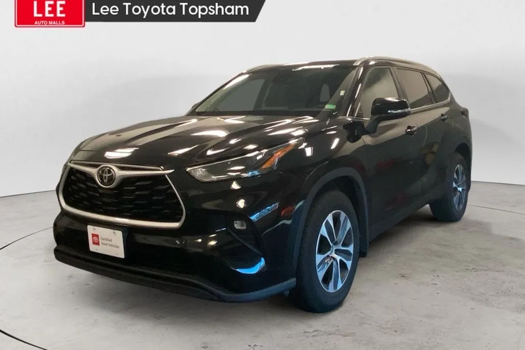 2024 Toyota Highlander XLE photo 1