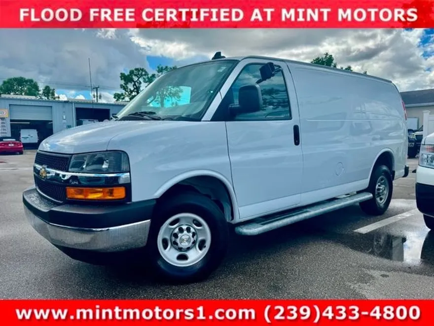 2023 Chevrolet Express 2500 Work Van photo 1