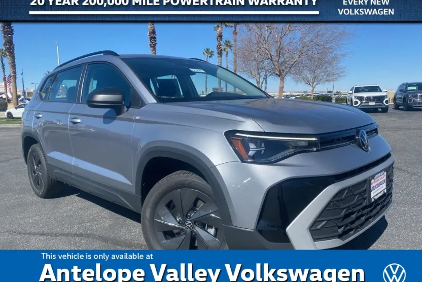 2025 Volkswagen Taos S photo 1